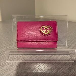 GUCCI Lovely Hearts Pink Leather Key Case